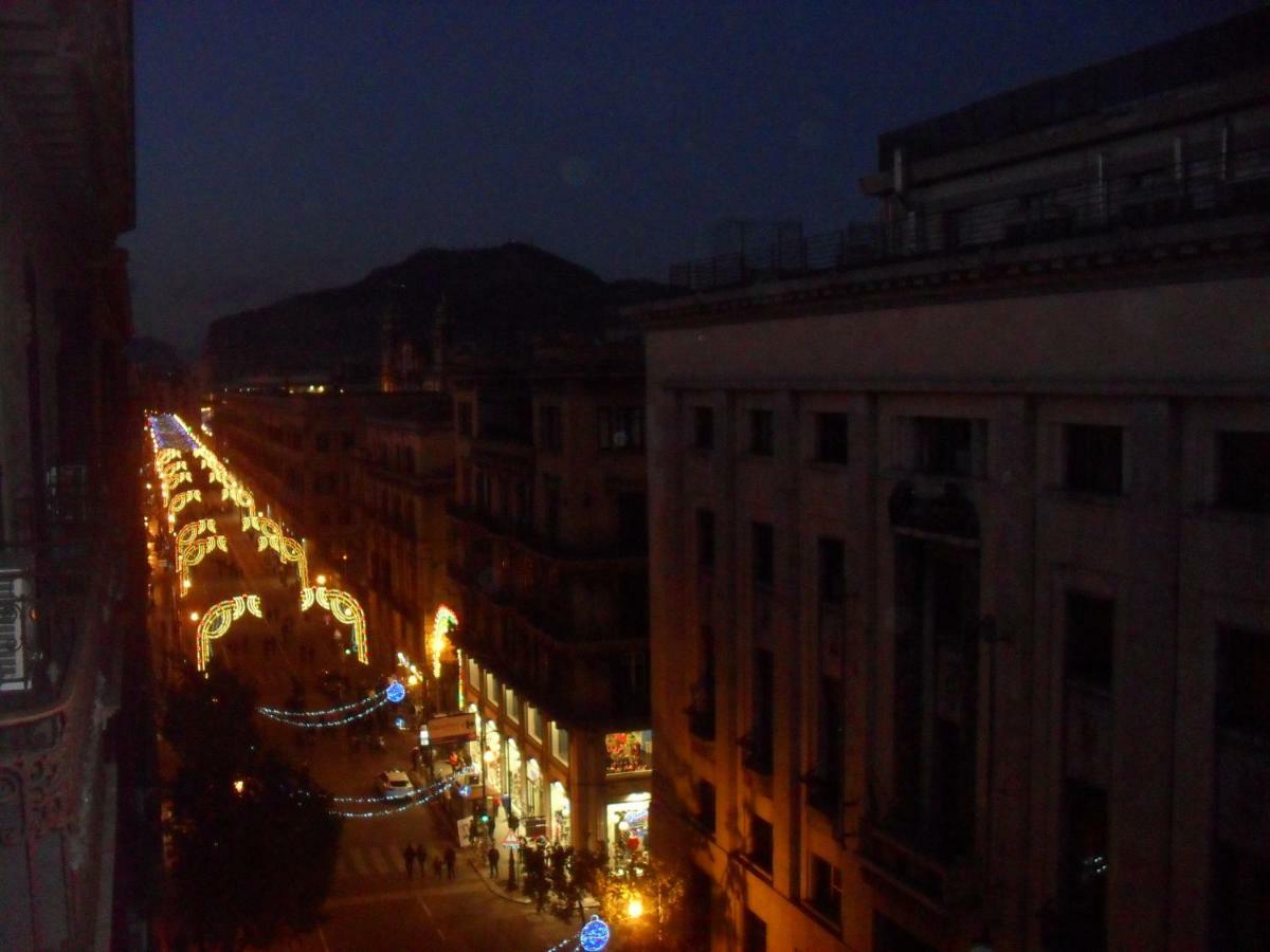 Appartamento nel cuore di Palermo Esterno foto